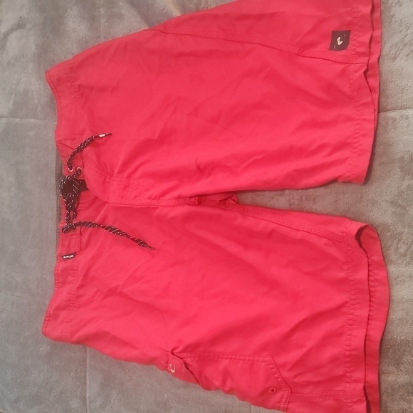 RIP Curl Shorts - Picture 1 of 5